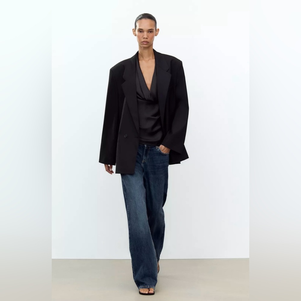 Zara Oversized Women's double breasted blazer
1255/729/800